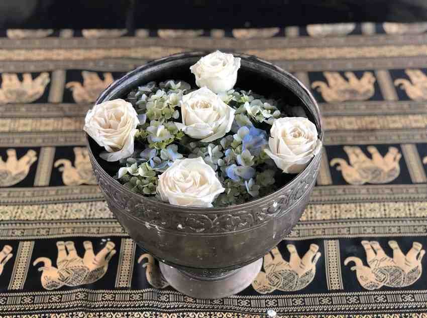 Funeral flower in dubai
